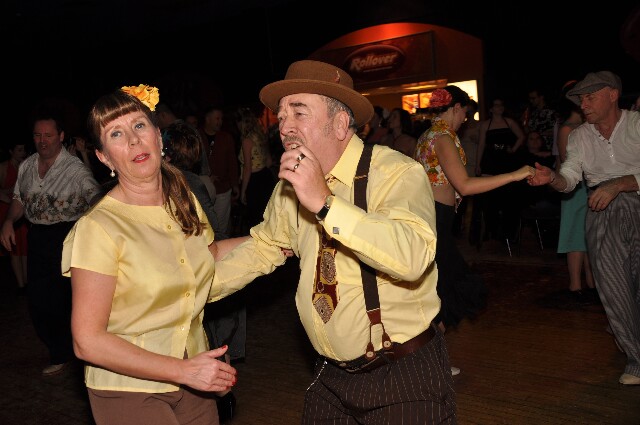 min 2009 11 22 riot 208